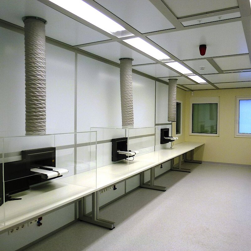Cleanroom for deblistering, GMP D